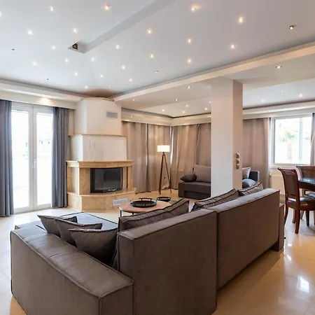 Superior Three Bedroom Appartamento